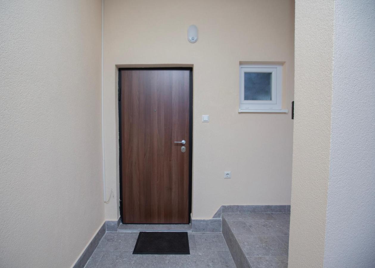 Apartment Narona Мостар Экстерьер фото